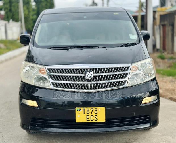Toyota Alphard 2.4 Petrol FWD 2004 Black