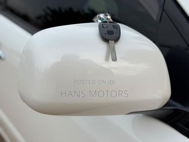 Toyota Harrier 2010 White