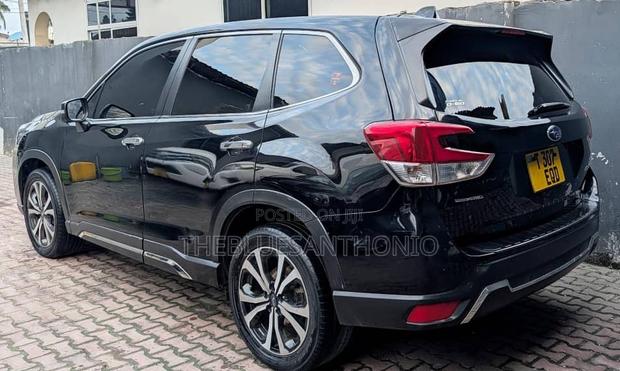 Subaru Forester 2020 Black