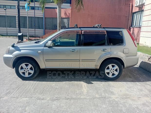 Nissan X-Trail 2002 Silver