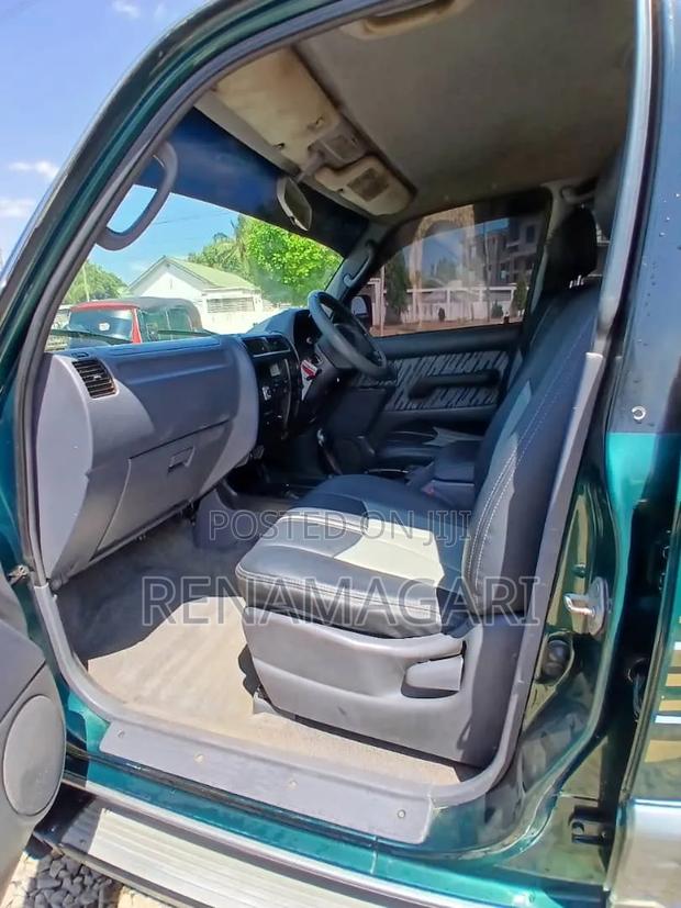 Toyota Land Cruiser Prado 2001 Gray