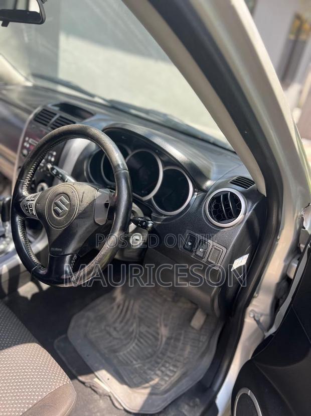 Suzuki Grand Vitara 2008 Silver