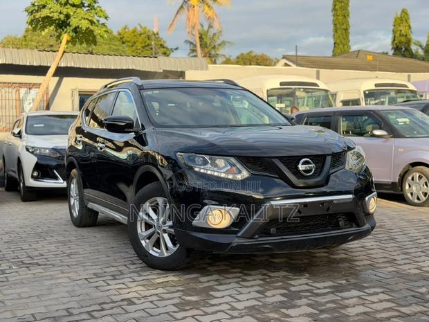 Nissan X-Trail 2013 Black