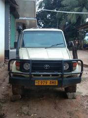 Toyota Land Cruiser 1998 Gold for sale