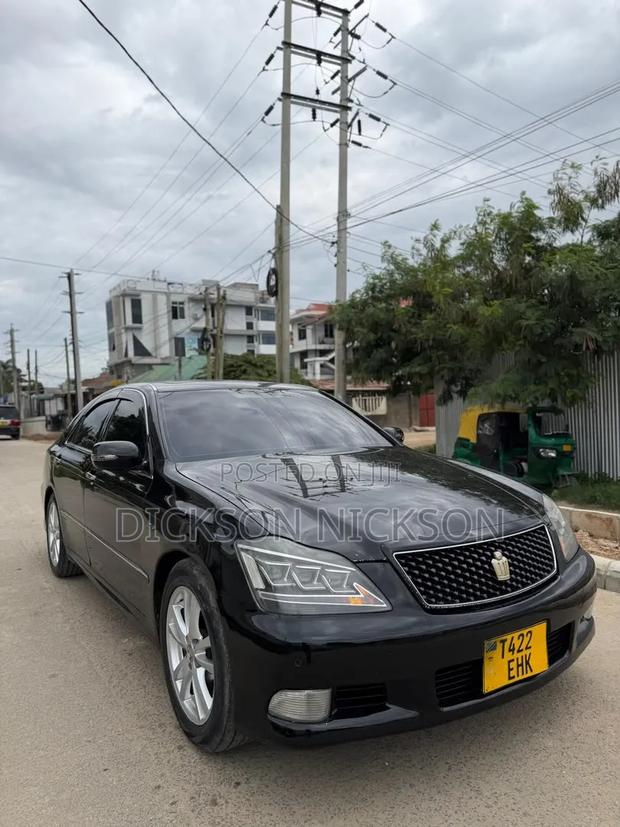 Toyota Crown 2007 Matt Black