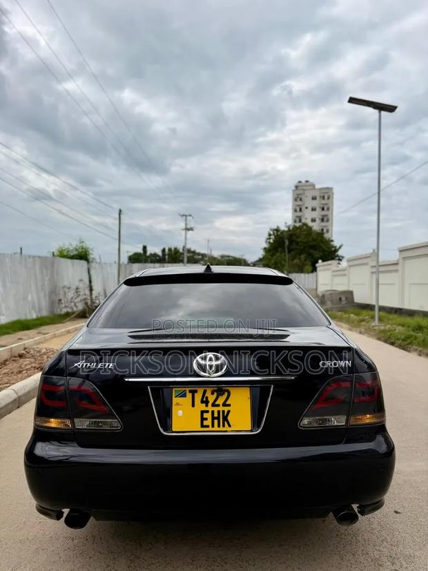 Toyota Crown 2007 Matt Black