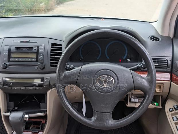 Toyota Premio 2003 Silver