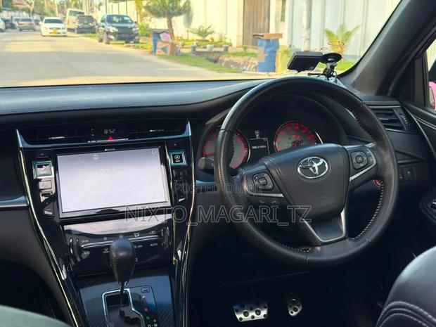 Toyota Harrier 2016 Beige