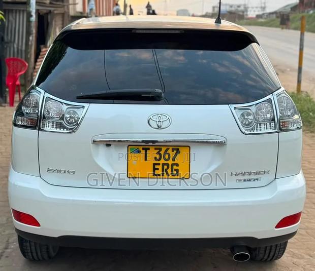 Toyota Harrier 2010 White