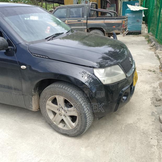 Suzuki Grand Vitara 2.5 LX 2004 Black