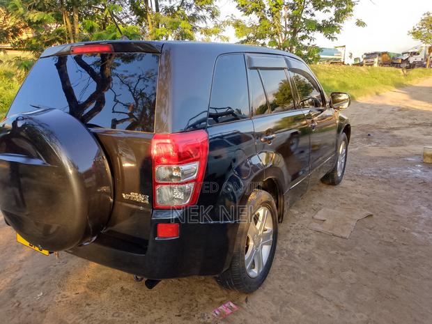 Suzuki Grand Vitara 2.5 LX 2004 Black