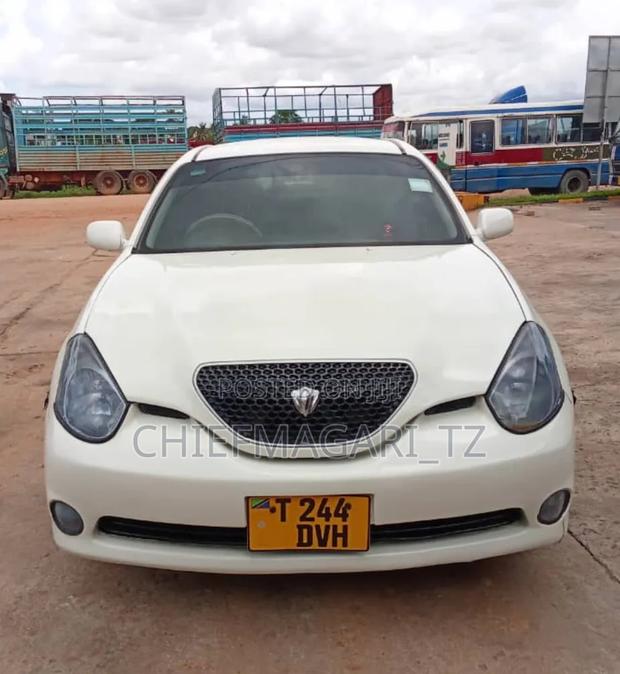Toyota Verossa 2001 White