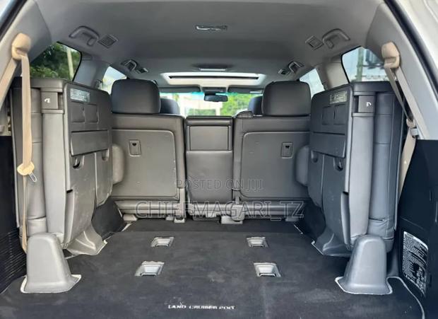 Toyota Land Cruiser 2014 Off white