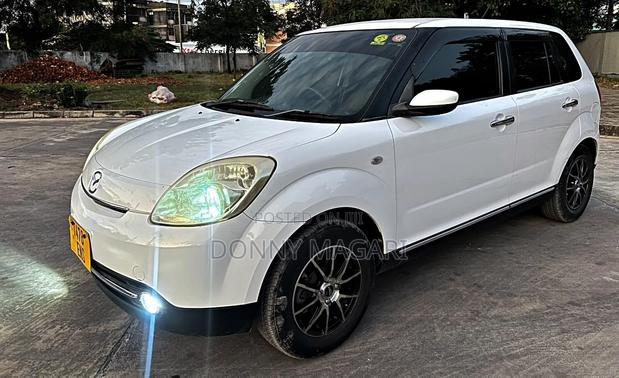 Mazda Verisa 2010 White