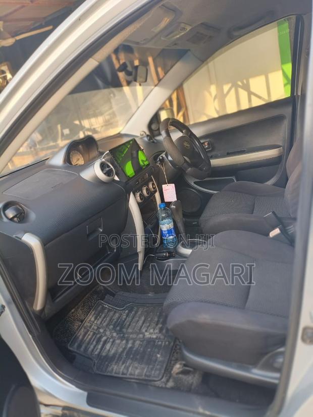 Toyota IST 2002 Silver
