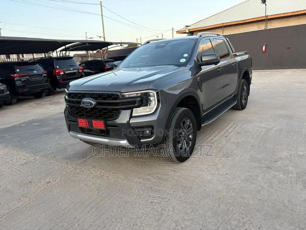 Ford Ranger Wildtrak 2023 Gray