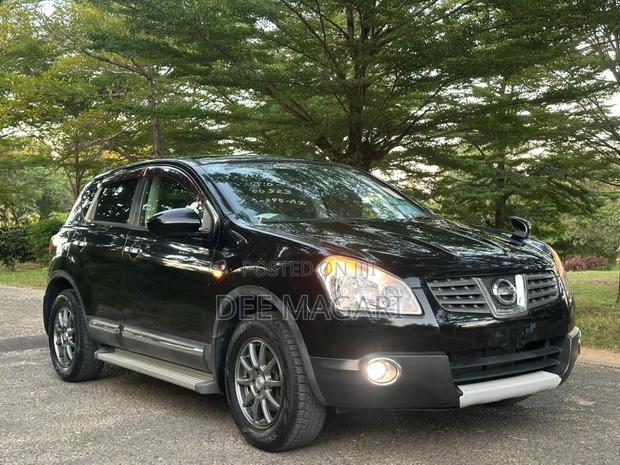 Nissan Dualis 2012 Black