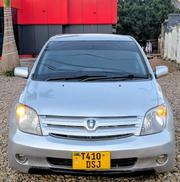 Toyota IST 2004 Silver for sale