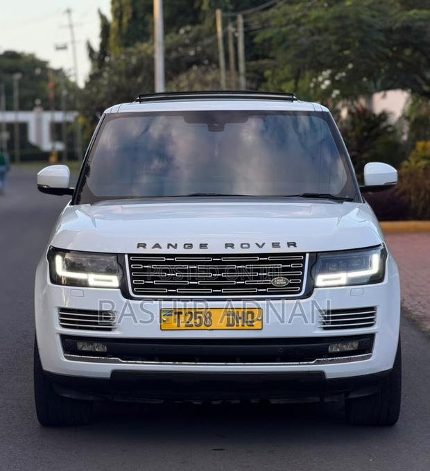 Land Rover Range Rover Vogue 2015 White