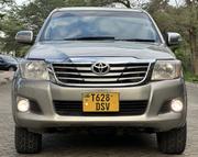 Toyota Hilux 2015 Gray for sale