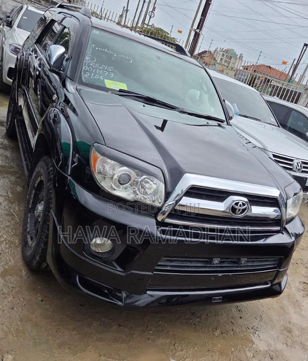 Toyota Hilux Surf 2006 Black