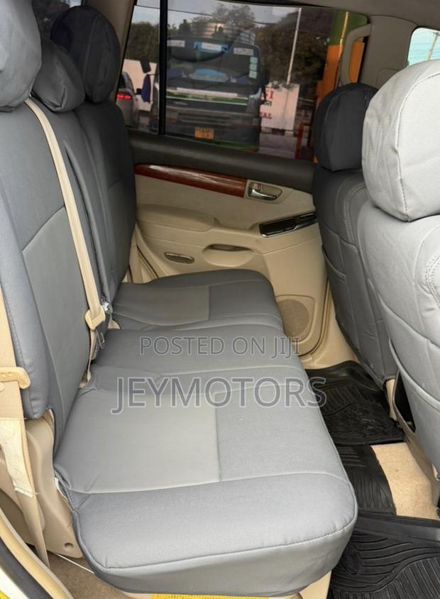 Toyota Land Cruiser Prado 2007 White