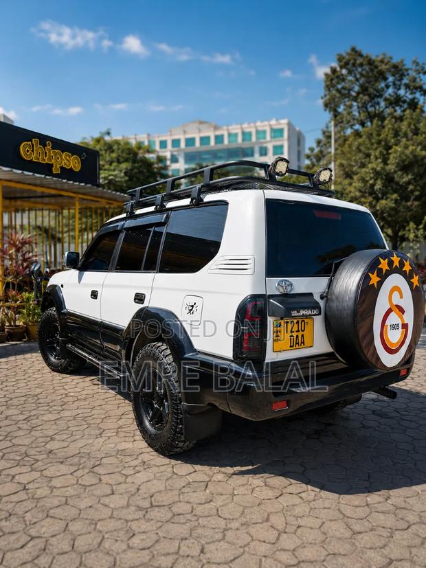 Toyota Land Cruiser Prado 1999 White
