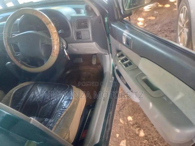 Toyota Starlet 2000 Green