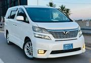 Toyota Alphard 2010 White for sale