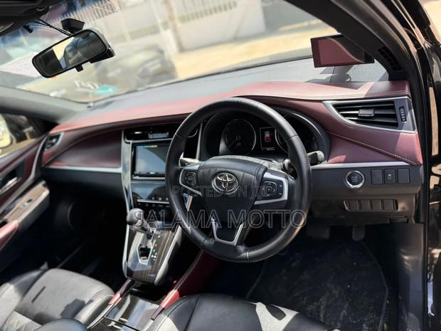 Toyota Harrier 2016 Black