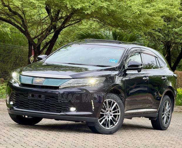 Toyota Harrier 2017 Blue