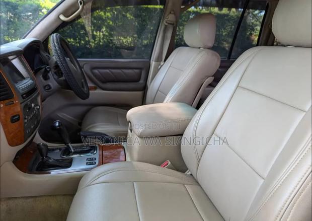 Toyota Land Cruiser 2003