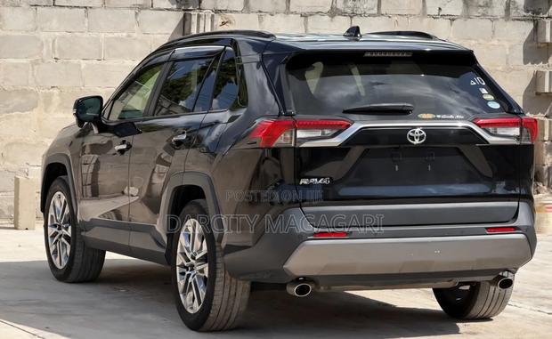 Toyota RAV4 2020 Black