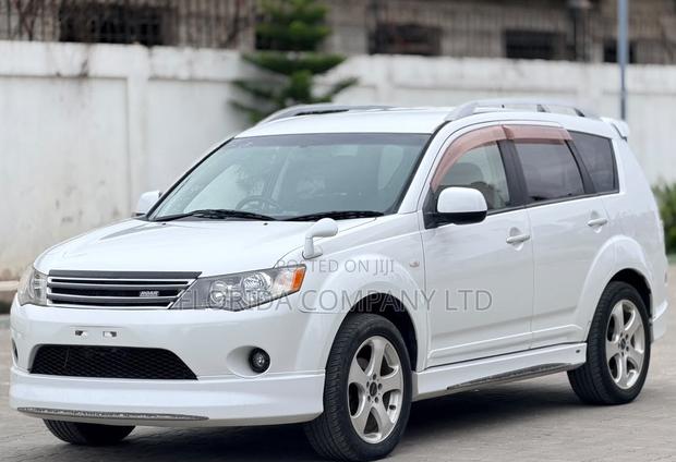 Mitsubishi Outlander 2006 White
