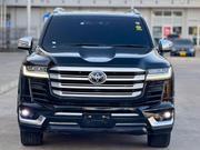 Toyota Land Cruiser LC300 2023 Black for sale