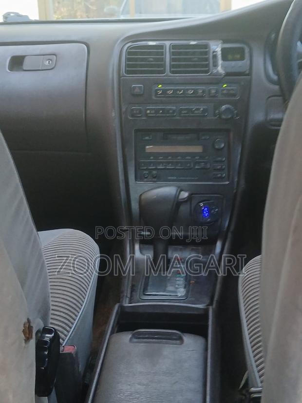 Toyota Mark II 1998 Silver