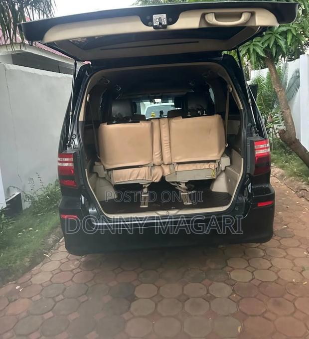 Toyota Alphard 2006 Black
