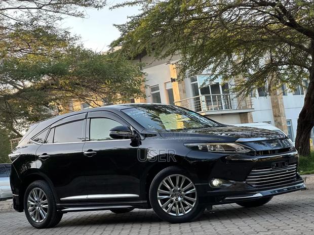 Toyota Harrier 2017 Black