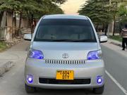 Toyota Porte 2005 Silver for sale