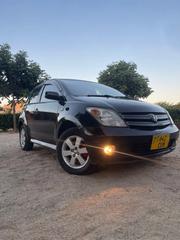 Toyota IST 2005 Black for sale