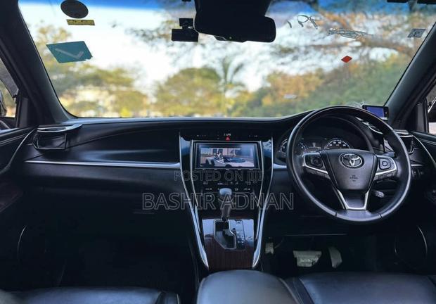 Toyota Harrier 2017 Black