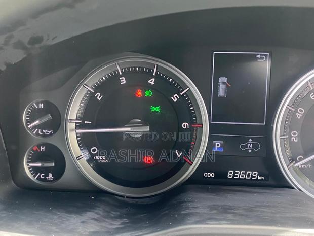 Toyota Land Cruiser 4.6 V8 ZX 2016 Matt Black