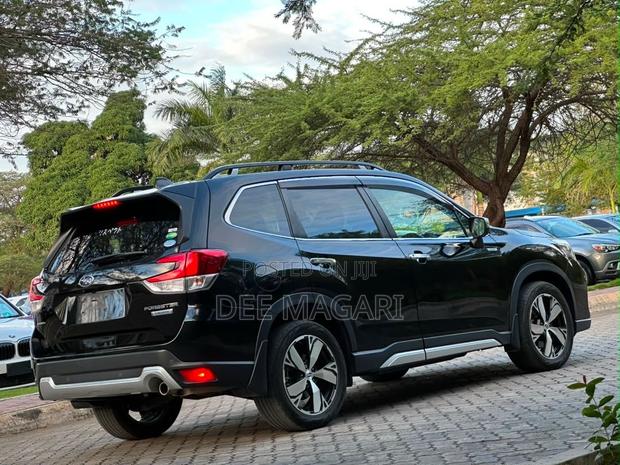 Subaru Forester 2019 Black