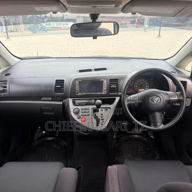 Toyota Wish 2006 Black
