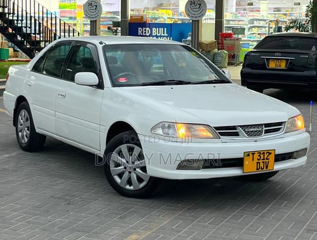 Toyota Carina 2000 White