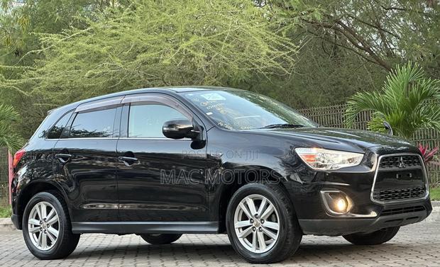 Mitsubishi RVR 2.0 2012 Black