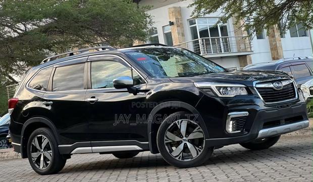 Subaru Forester 2019 Black