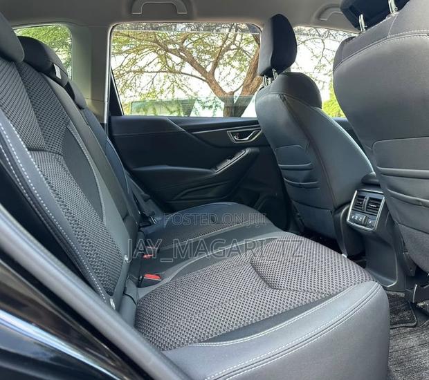 Subaru Forester 2019 Black