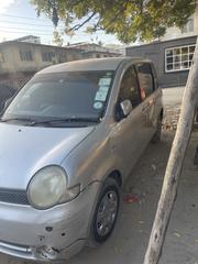 Toyota Sienta 2005 Silver for sale