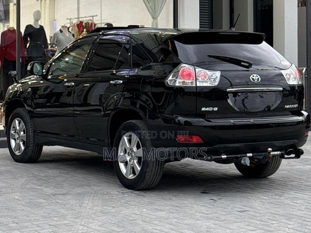 Toyota Harrier 2.4 2006 Black
